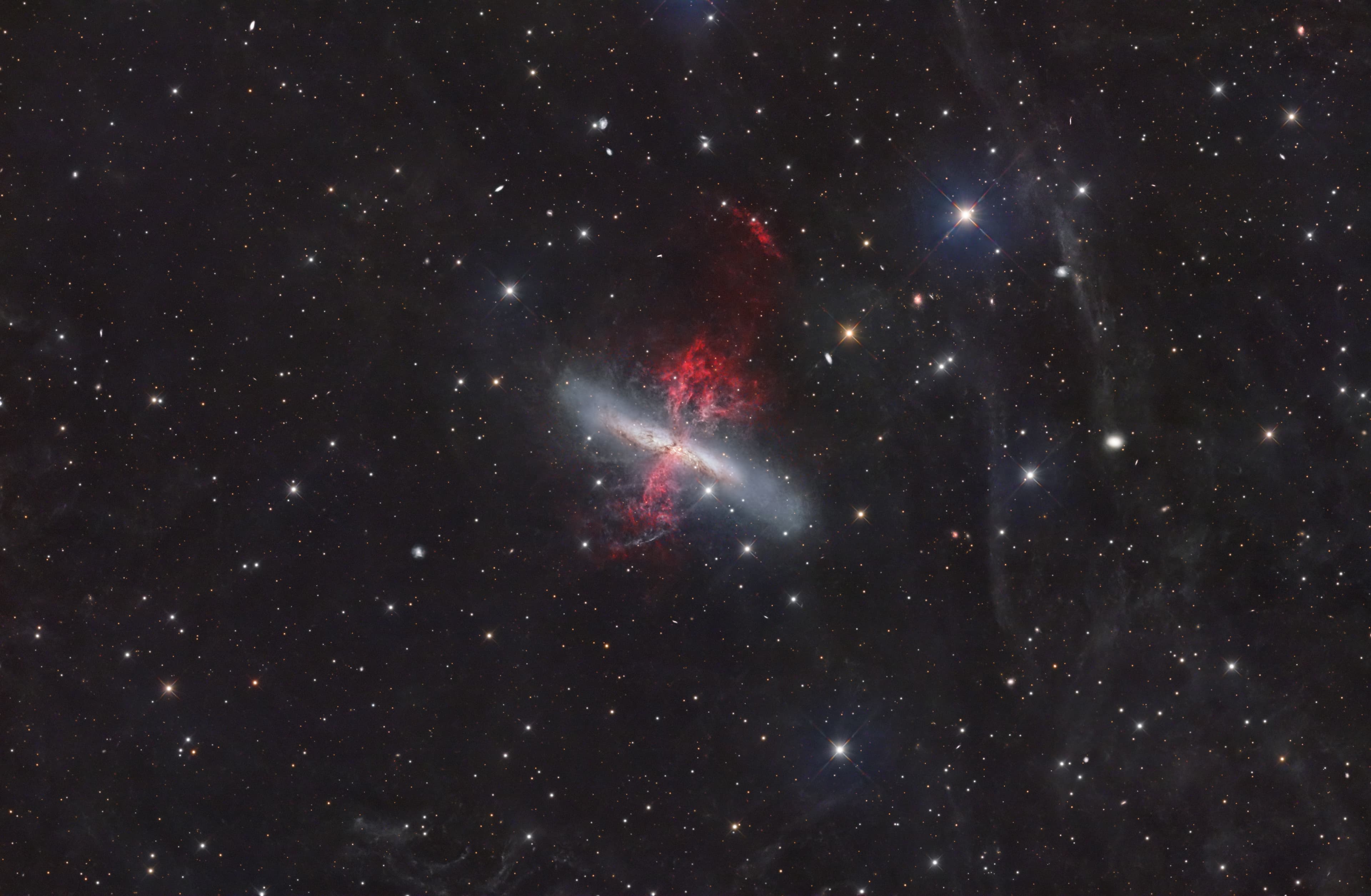 M82: Starburst Galaxy with a Superwind