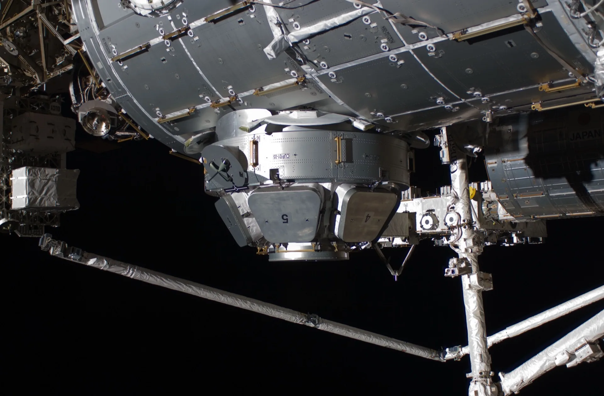 ISS Columbus module — built by Airbus in Bremen, Germany