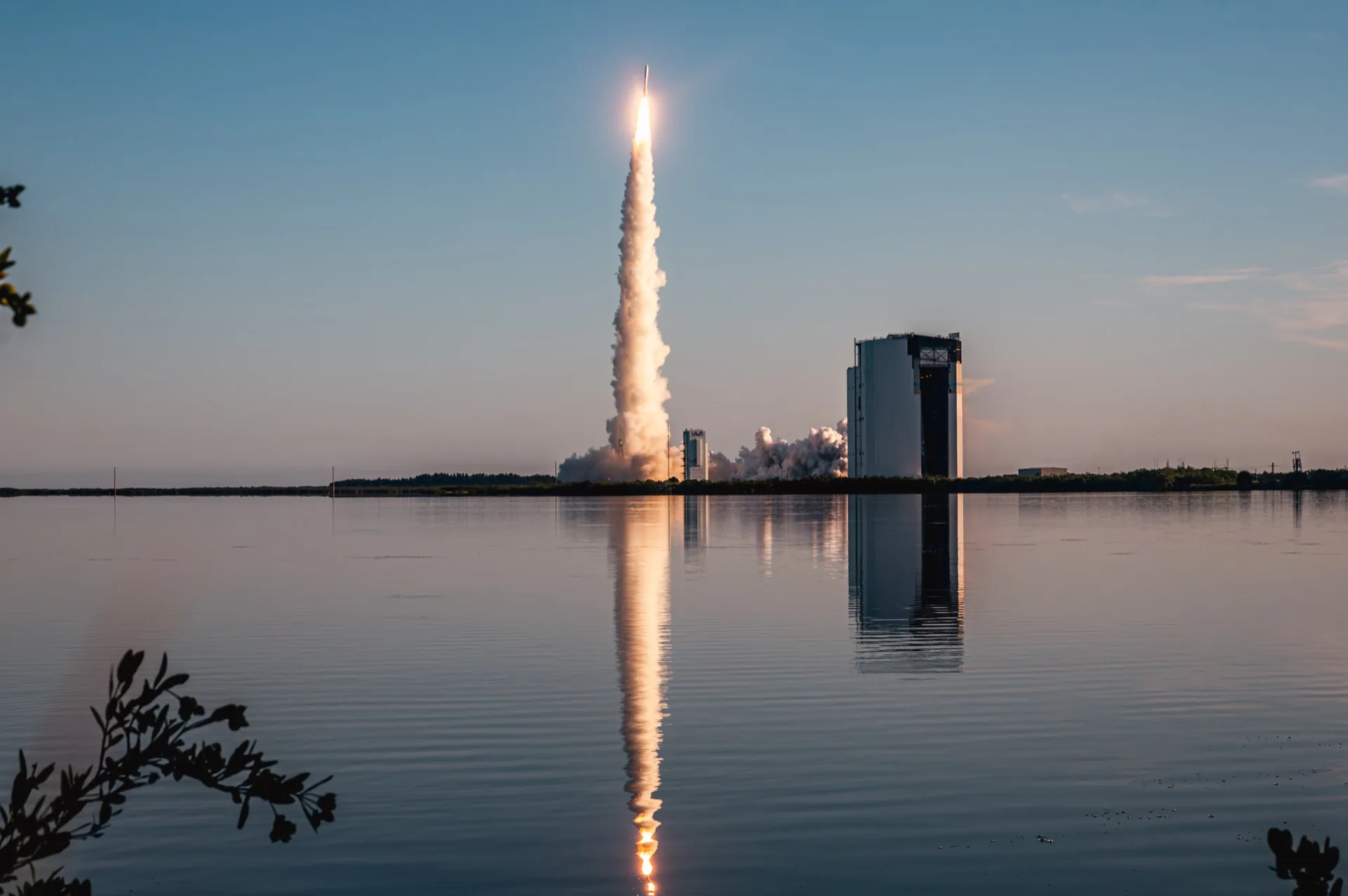 Atlas V rocket carrying Kuiper satellites at liftoff
