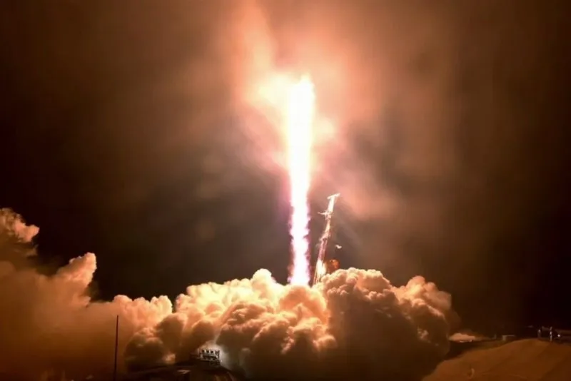 Night liftoff of a SpaceX Falcon 9 carrying ISI's EROS-C3 high-resolution optical reconnaissance satellite from Vandenberg, 30 December 2022.