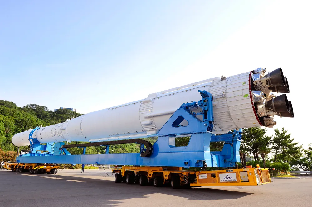 The Nuri (KSLV-II) rocket is transported to the pad on its transporter-erector at Naro Space Center; KAI integrated the three-stage vehicle.