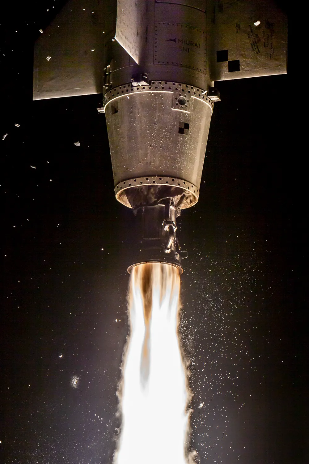 Close-up of the MIURA 1's TEPREL-C kerosene/LOX engine firing during the 7 October 2023 launch.
