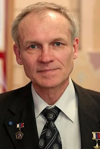 Sergei Avdeyev, Russian cosmonaut and engineer, official portrait