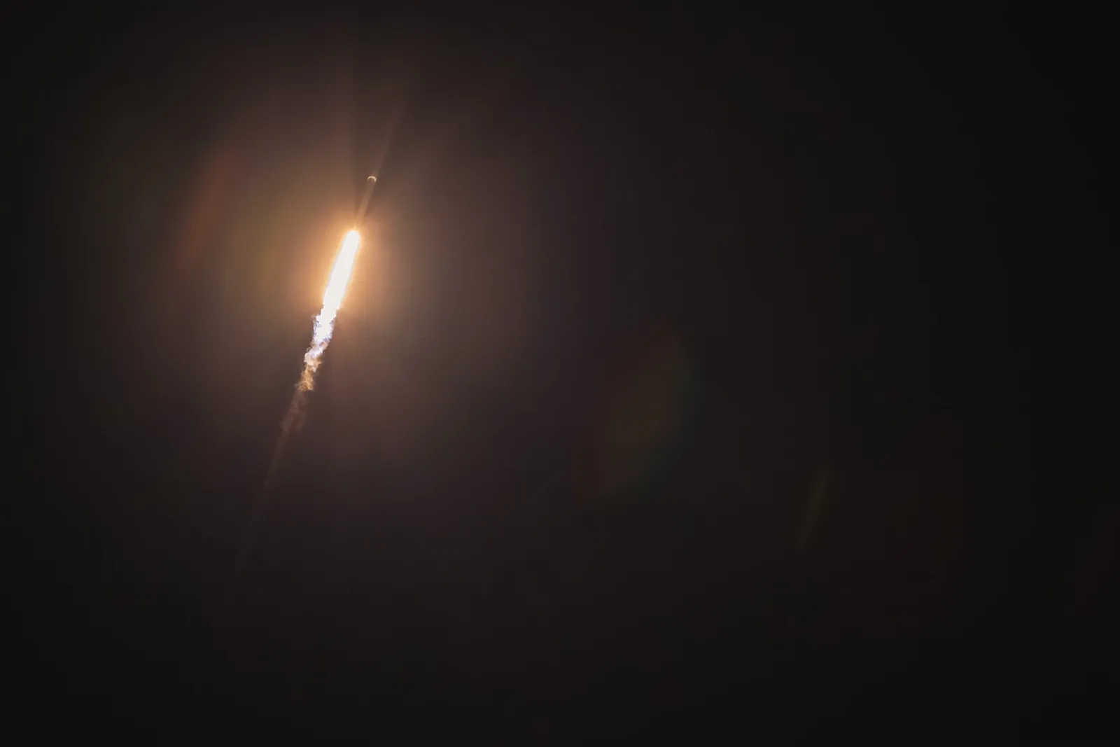 A SpaceX Falcon 9 launches a batch of Starlink satellites from Kennedy Space Center