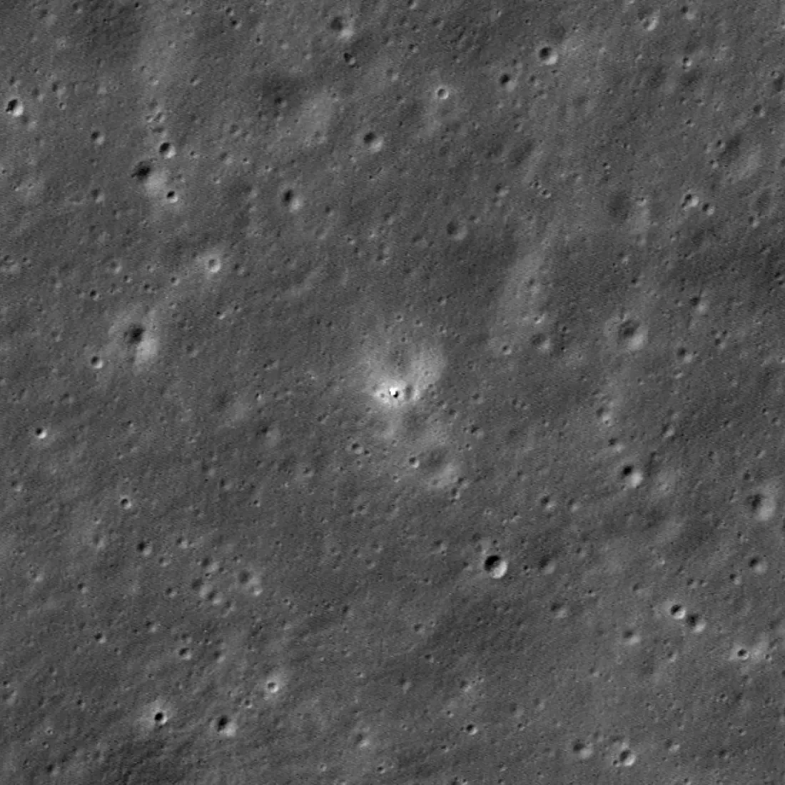 NASA LRO orbital view of China's Chang'e 6 lander on the lunar farside in Apollo basin, June 2024