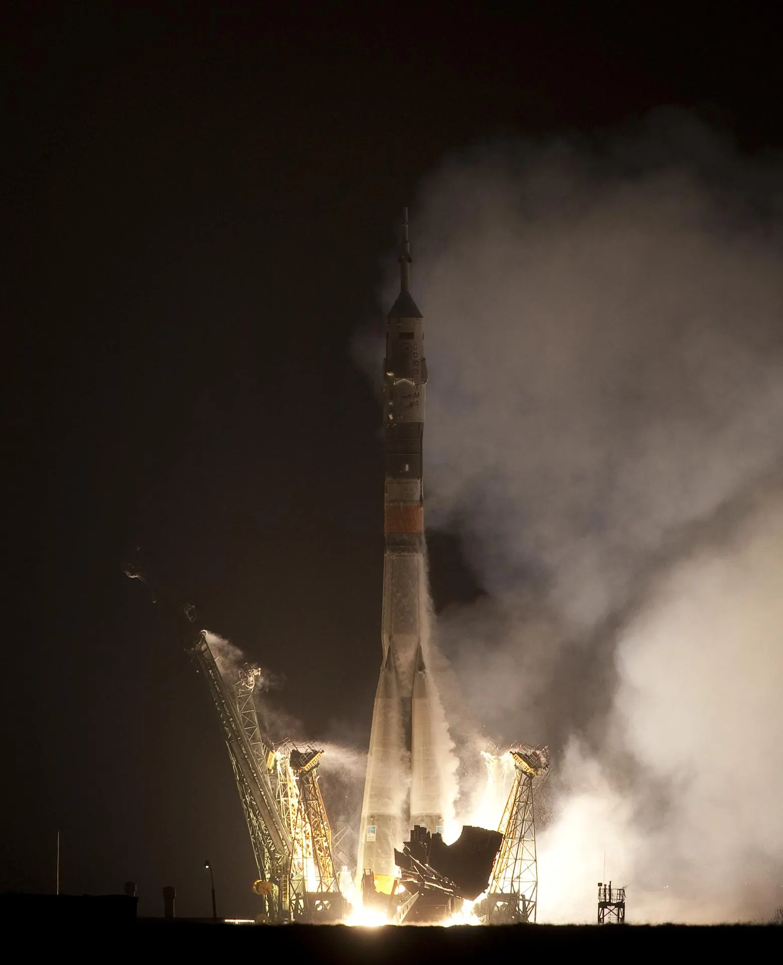 Soyuz-FG rocket lifting off from Baikonur carrying the Soyuz TMA-8 spacecraft in March 2006