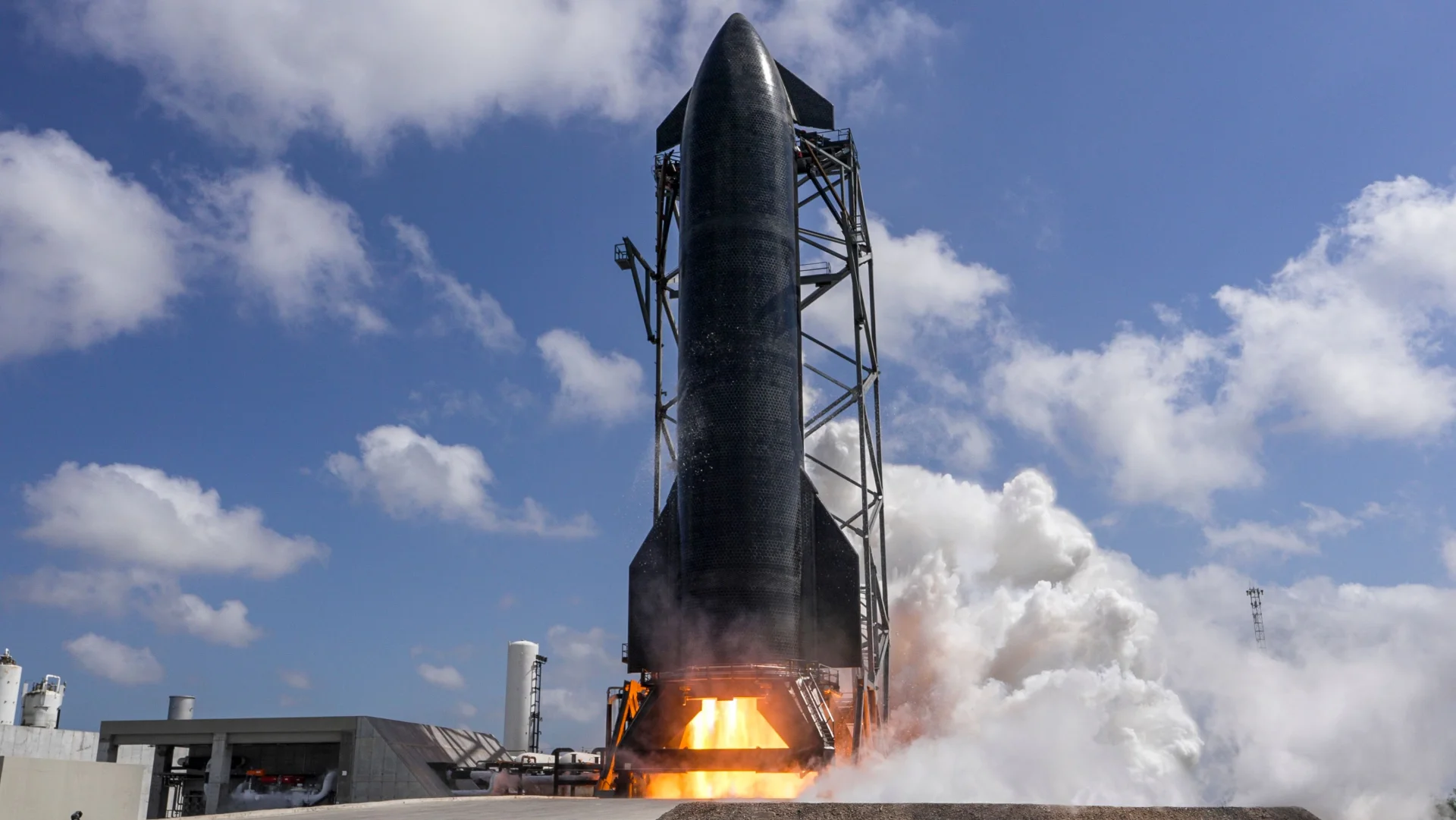 SpaceX Raptor 3 engine static fire — the propulsion system powering Block 3 / V3 Starship