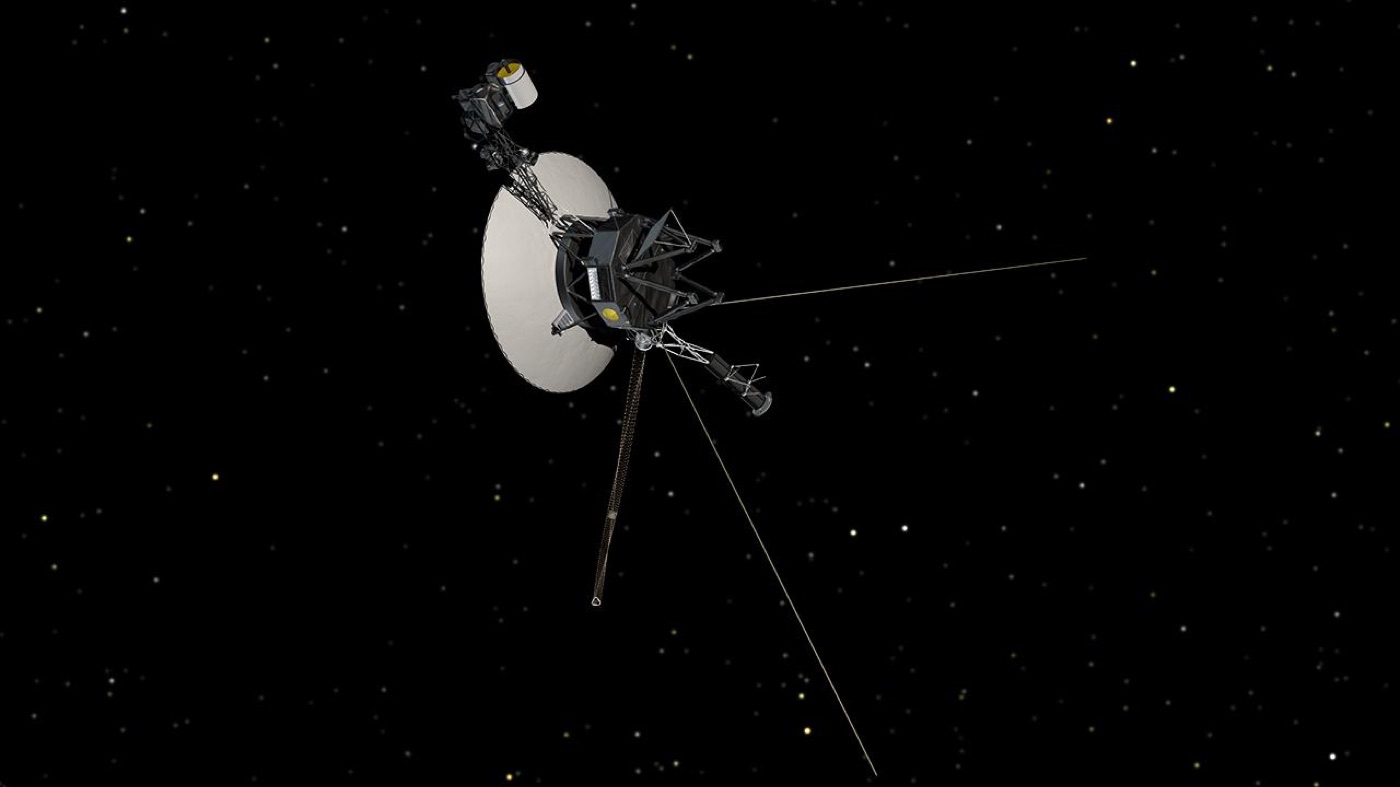 Artist concept of NASA's Voyager 1 spacecraft, its high-gain dish antenna and instrument booms against deep space (NASA/JPL-Caltech)